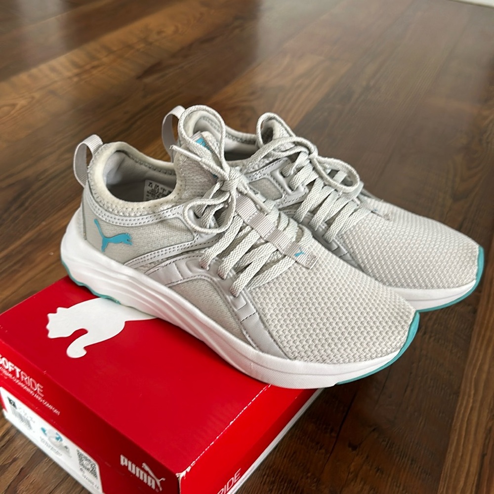 Womens Puma Sneakers